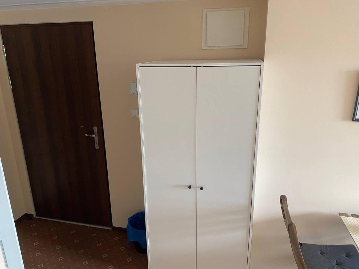 Apartamenty Dobra Noc Przy Wawelu 2 Bedrooms Krasków Exterior foto