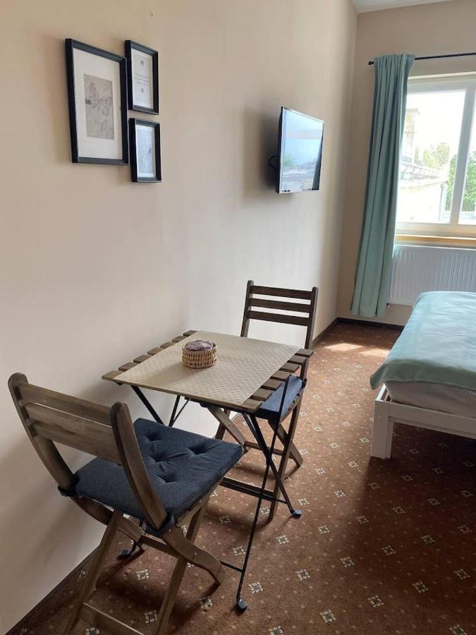 Apartamenty Dobra Noc Przy Wawelu 2 Bedrooms Krasków Exterior foto